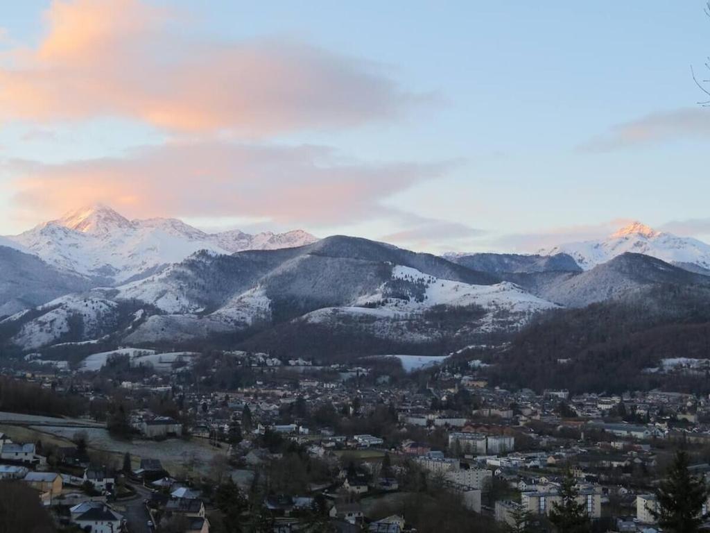 Terrasse, Jardin,, Appartement 80M², Vue Montagne, Wifi, Bureau Bagneres-de-Bigorre Exterior photo